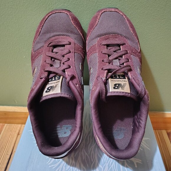 Women’s New Balance 311 Low Suede Burgundy RoseGold size 7 - Picture 4 of 9
